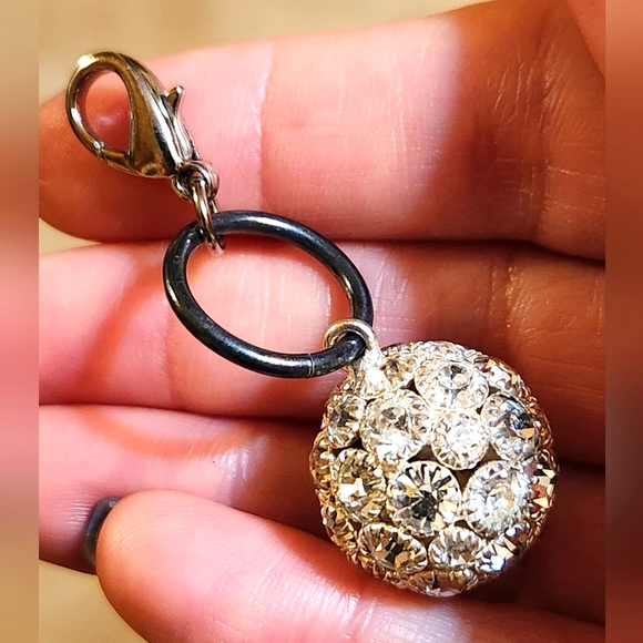 Anthropologie Lot Of 6 Mixed Media Charms - Picture 5 of 7